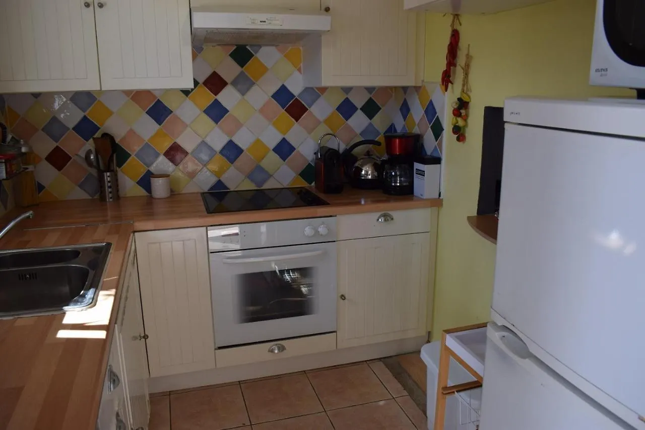Holiday home 395-Casa Canal 4 Dormitorios Empuriabrava